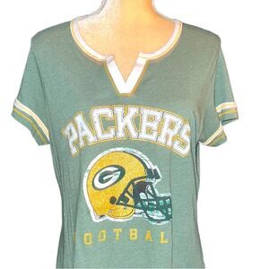 Green Bay packers cute vneck top